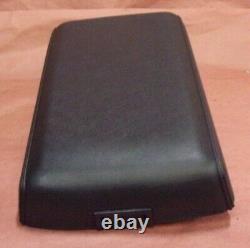 82-92 Camaro Z28 Iroc-z Rs Armrest Center Console Storage LID New Reproduction